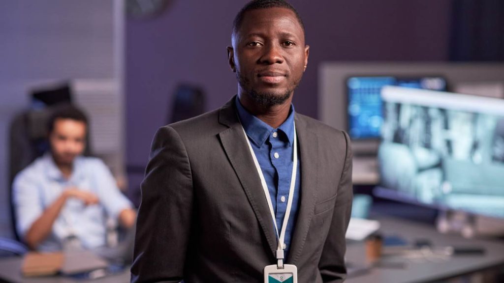 assistant section officer rôle, compétences et perspectives en 2025